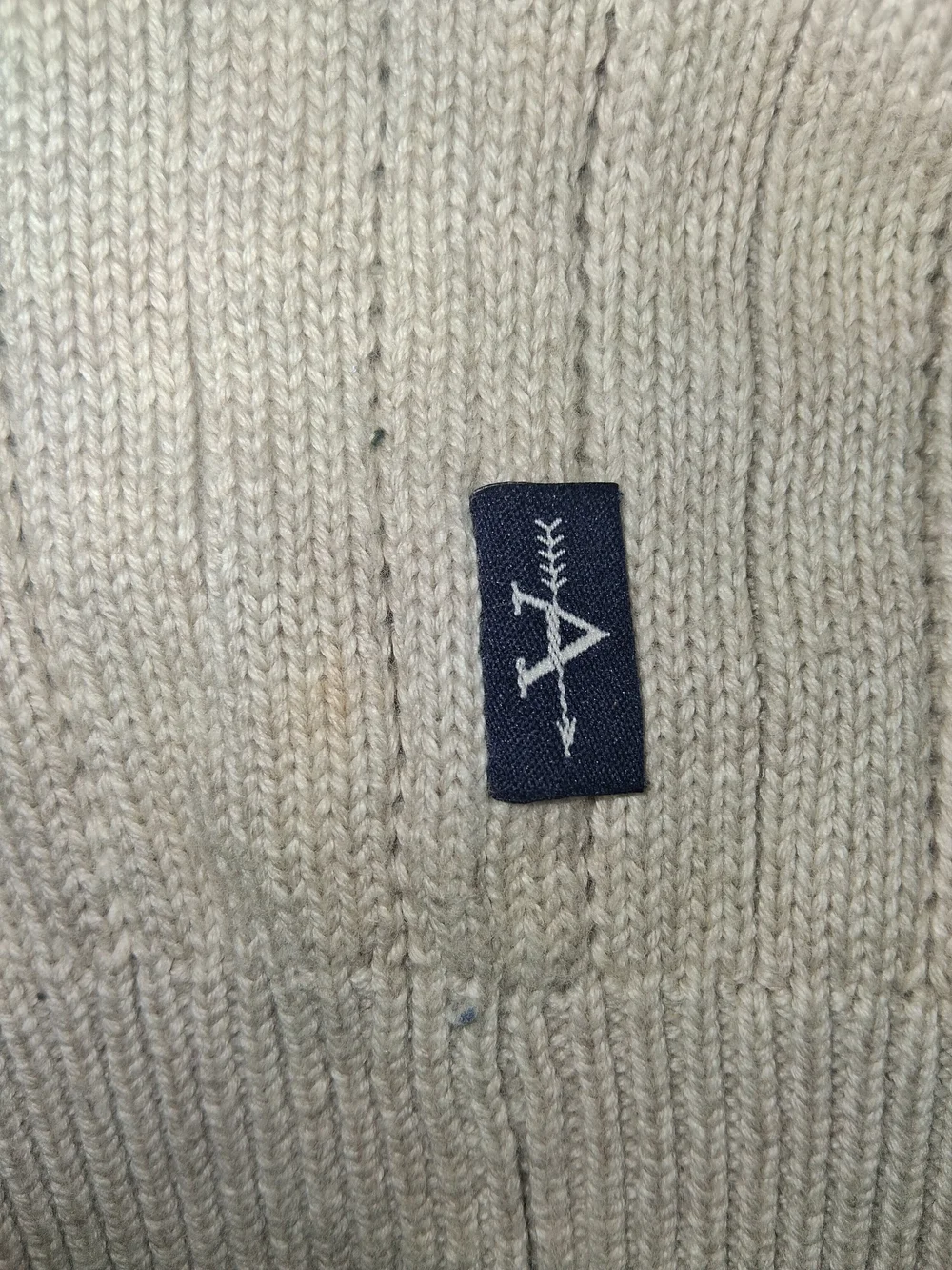 Arrow vintage ribbed